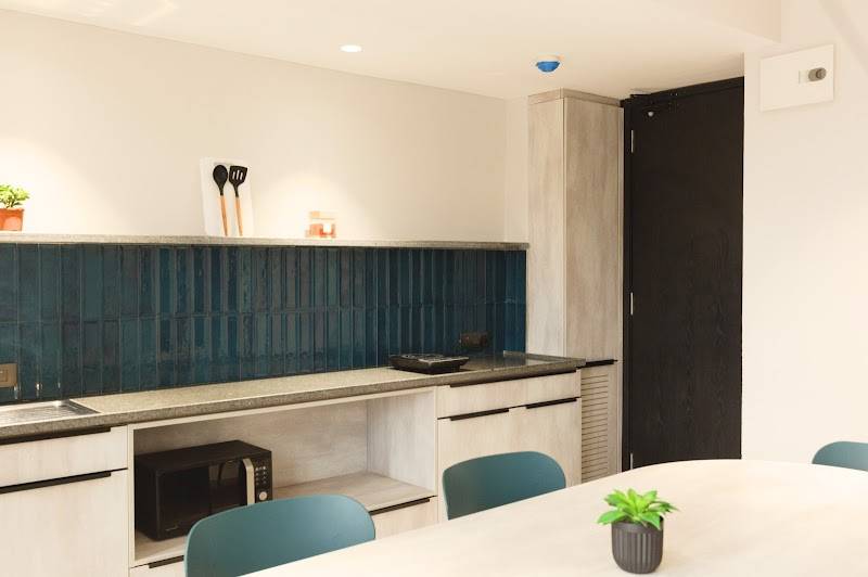 Union Living: A luxury girls hostel pg for students and working women in Kudasan Gandhinagar